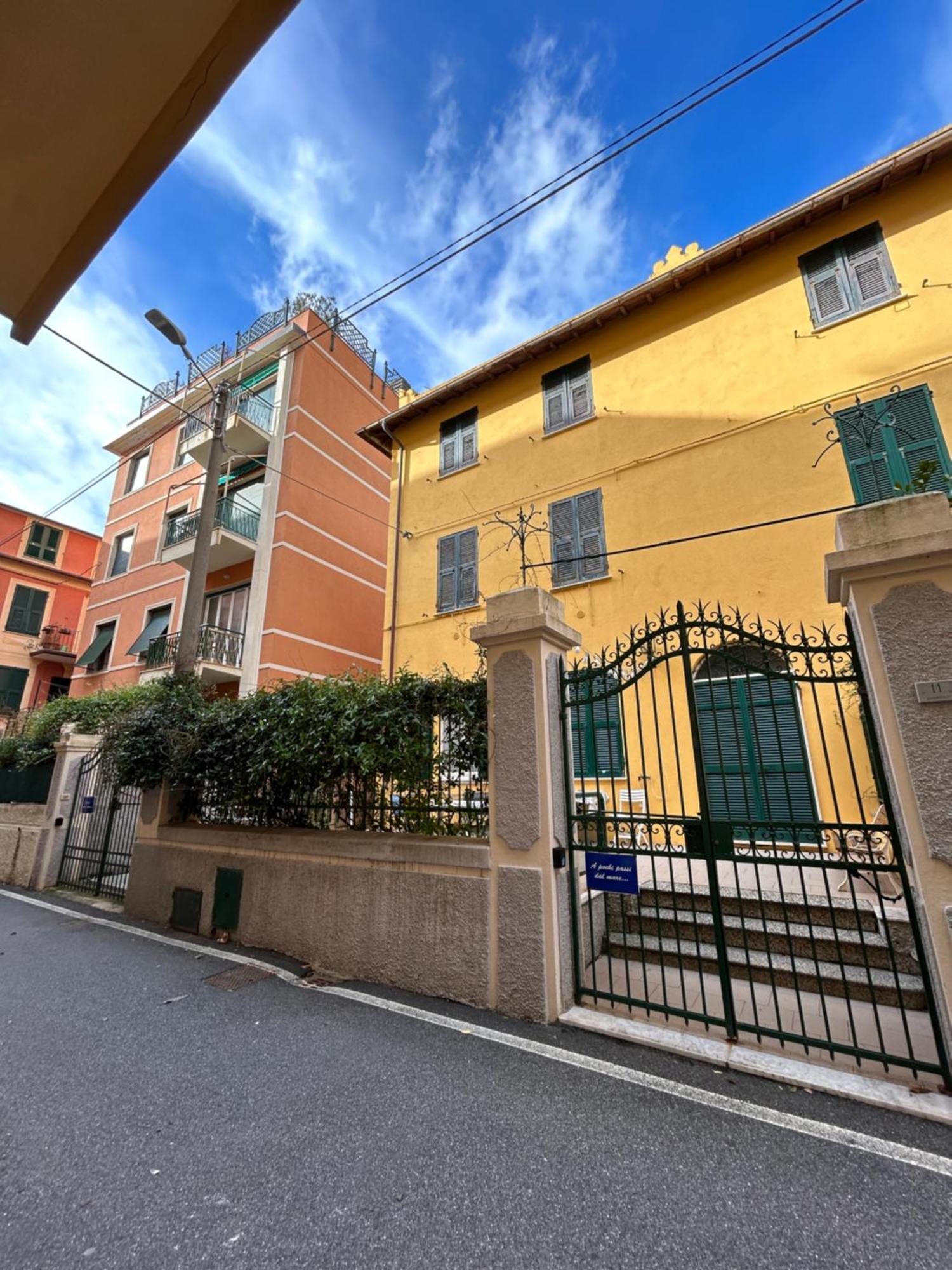 A Pochi Passi Dal Mare By Portofinovacanze Bonassola Exteriör bild