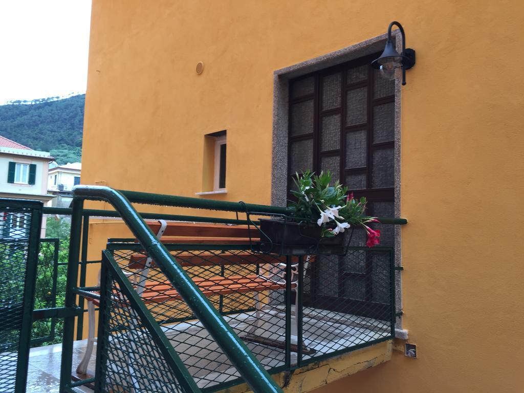 A Pochi Passi Dal Mare By Portofinovacanze Bonassola Exteriör bild